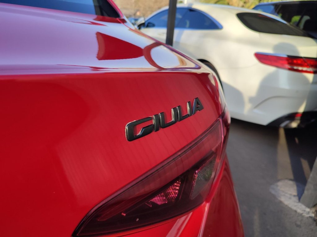 Alfa Romeo Giulia VELOCE 2.0 TURBO 280 HP 2022 Rojo